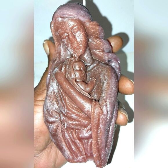 Hand crafted limited edition "Our lady" Mother and child candle - Picture 6 of 7